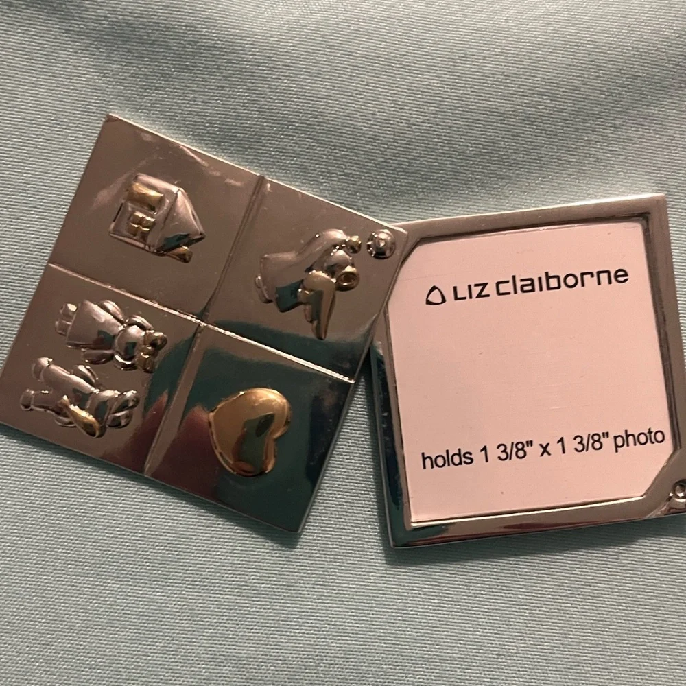 Pocket Picture Frame - Picture 2 of 3